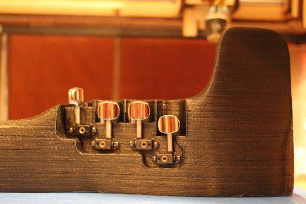 3D-печатная электроскрипка F-F-Fiddle, созданная на домашнем 3D-принтере