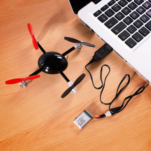 Компания продает игрушечные дроны и позволяет клиентам напечатать детали для них на 3D-принтере