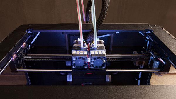 Большой 3D принтер - большие 3D проблемы.