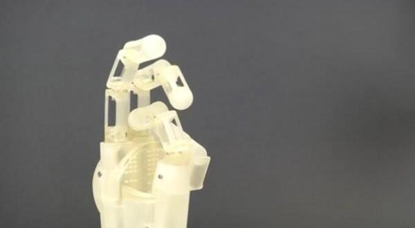 «Умная», лекгая бионическая рука от немецких исследователей