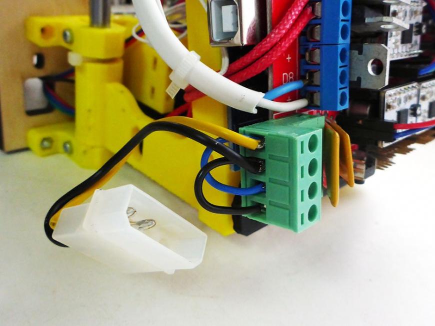 Доработка 3D-принтера MC7 – установка подогреваемого стола