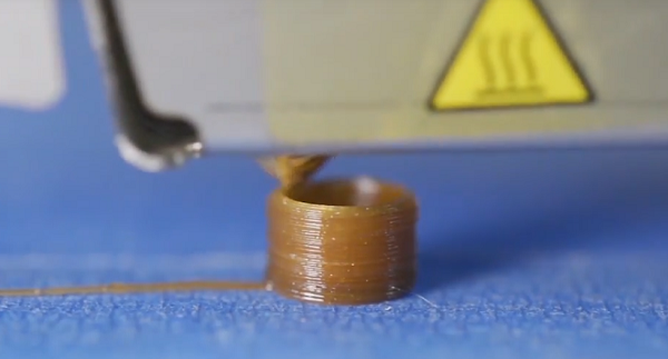 Российские химики опробовали печать на 3D-принтере материалом «из воды и воздуха»
