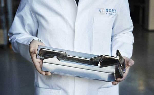 Norsk Titanium изготовила первые 3D-печатные детали несущей конструкции Boeing 787