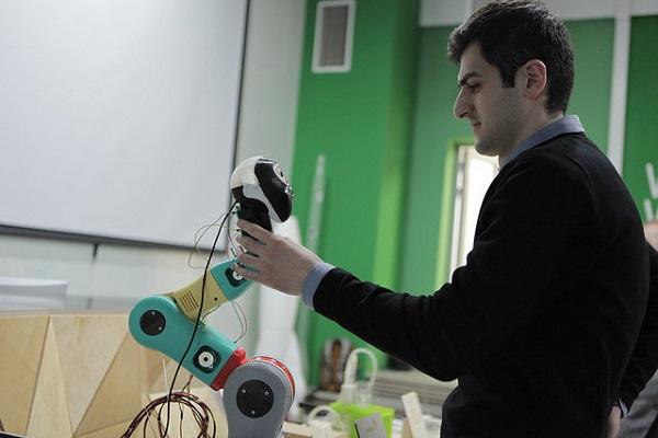 Магистрант МИСиС представил 3D-печатный прототип системы распознавания лиц