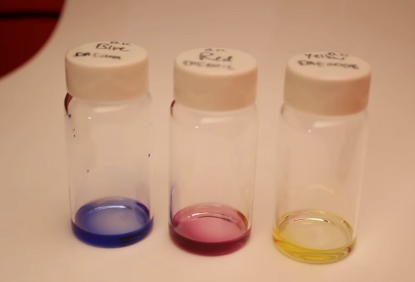 Ученые MIT научились произвольно менять расцветку изделий после 3D-печати