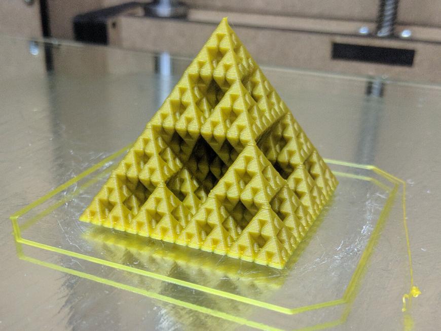 Пирамида для любителей математики