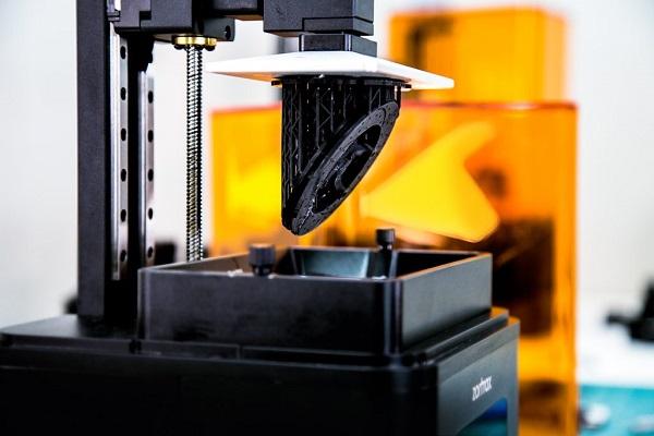 Компания Zortrax занялась производством фотополимерных 3D-принтеров