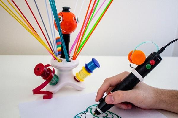 3D-ручка Renegade позволяет рисовать пластиковыми отходами