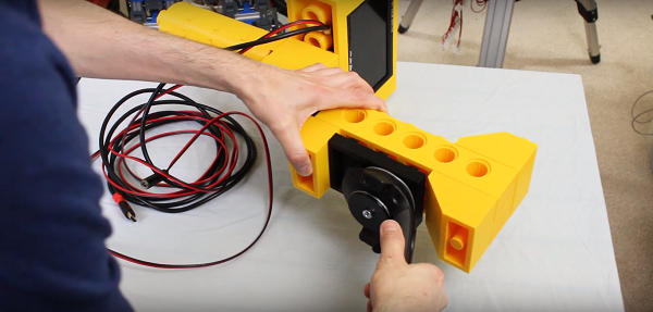 3D-печатный LEGO-бластер для стрельбы в гиперреальности