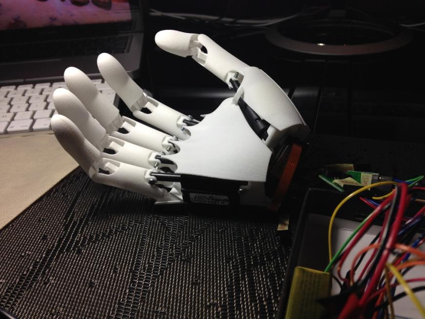 YouBionic – первый бионический протез руки, напечатанный на 3D-принтере