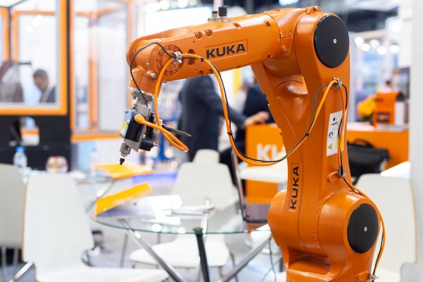 KUKA продемонстрирует роботизированное будущее российской промышленности на выставке «Иннопром-2019»