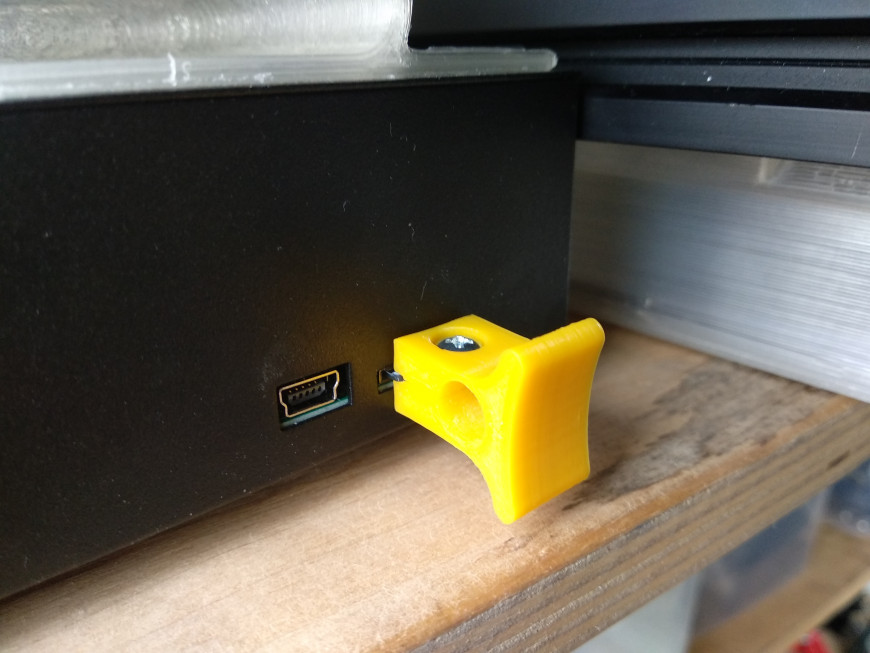 Micro SD 'рукоятка' для удобства (в принтер Ender-3 и прочие)