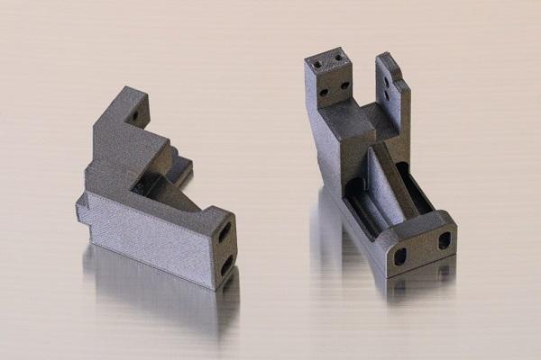 3D-принтер AON-M2 печатает тугоплавкими конструкционными термопластами