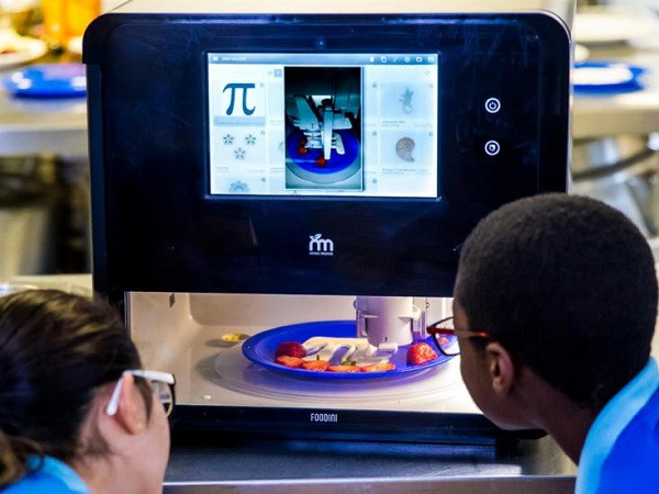 Британские школьники съели 3D-печатные шестеренки, попросили добавки