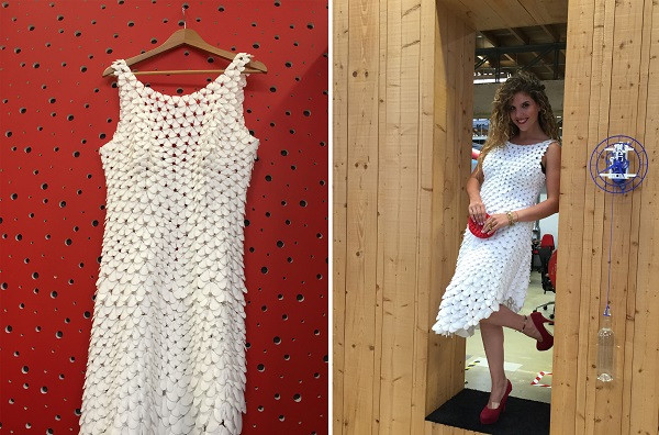 Нидерландская телеведущая примерила знаменитое 3D-печатное платье Kinematic Dress