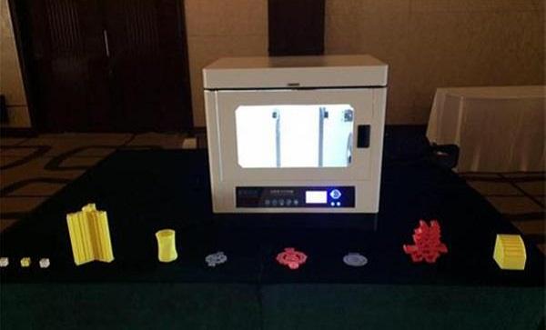 Китайская делегация подарила вузам Маврикия 3D-принтеры и 3D-сканеры