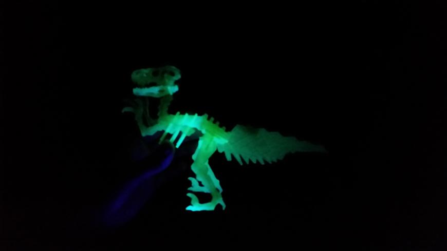 Печать 3D пазлов флуоресцентным зелёным от FDplast