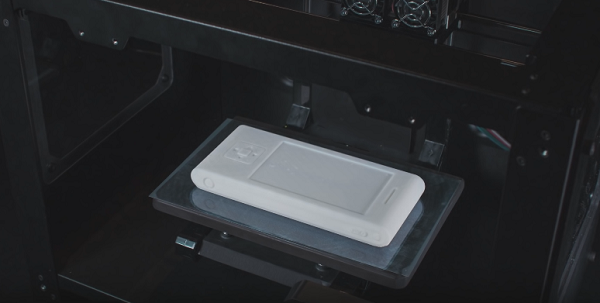 Компания 3M выпустила полиэфирную адгезивную пленку для 3D-принтеров