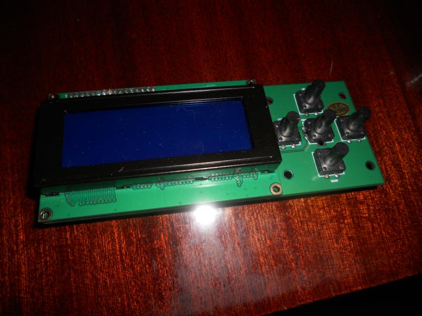Не могу найти модель корпуса  для  LCD2004 в конфигурации с кнопками (фото внутри)