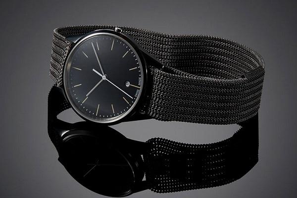 Люксовый бренд Uniform Wares выпустит часы с 3D-печатными титановыми ремешками