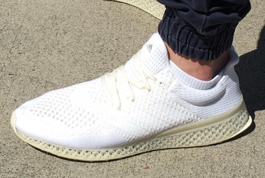 Adidas анонсировала новые кроссовки с 3D-печатными подошвами