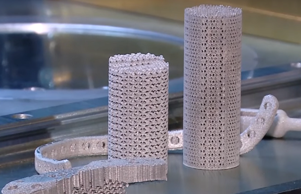 Ученые УрФУ получили грант в 160 млн рублей на производство 3D-печатных имплантатов