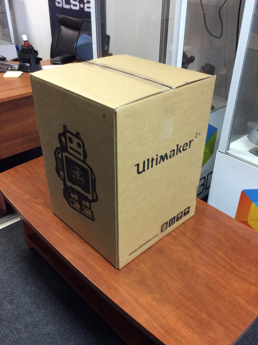 Ultimaker 2+. От коробки до первой печати.