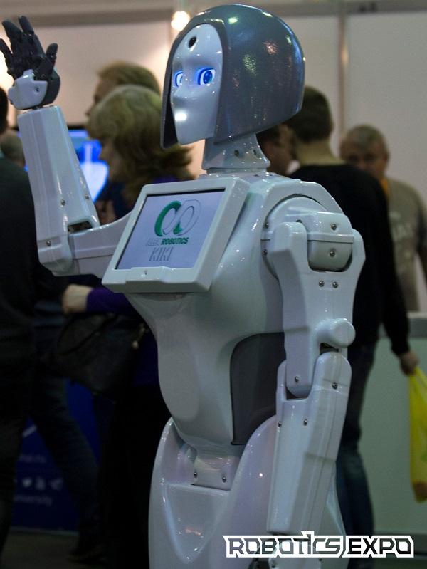 Робот-HR, антропоморфные роботы, роботы-помощники и промоботы – чем еще запомнилась Robotics Expo 2017