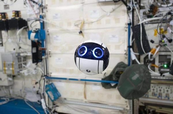 Вокруг света с 3Dtoday: российский сайт Raise3D, выжигаемый фотополимер от Kudo3D и летающий космический глаз