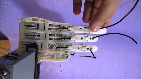 Команда Max Bionic получила федеральный грант на развитие проекта бионического протеза
