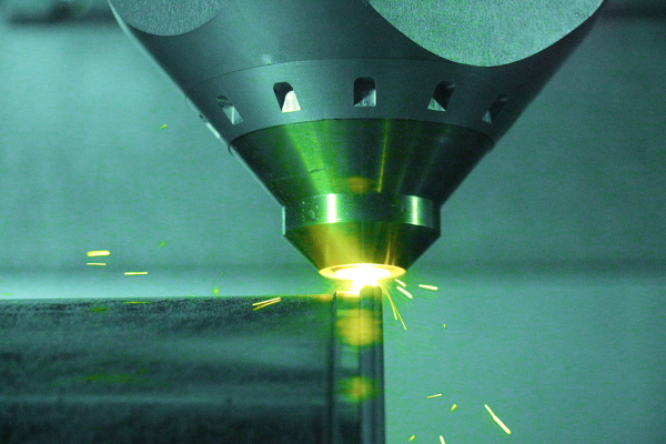 Гибридная установка с возможностью лазерной 3D-печати металлами от Mazak