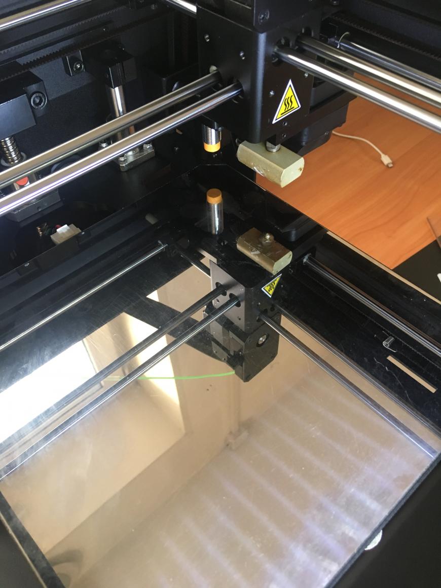 Помощь в установке стекла на стол 3D принтера