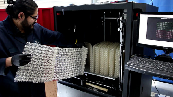 EnvisionTEC демонстрирует изготовленную целиком 100-метровую 3D-печатную цепь