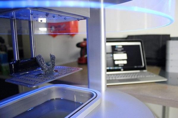 Coobx разрабатывает технологию скоростной фотополимерной 3D-печати LIFT