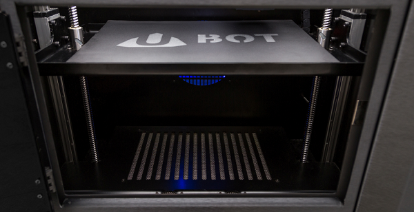 Компания UBOT анонсировала 3D-принтер для работы с тугоплавкими конструкционными термопластами
