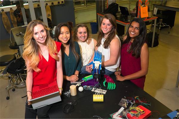 Студентки из Университета Райса придумали силомер для 3D-печатных протезов рук