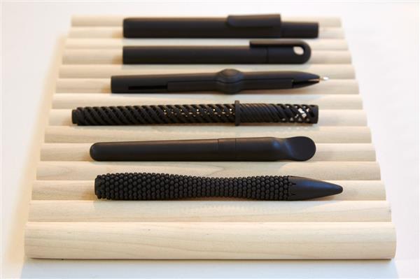 Итальянская компания Alessi исследует возможности цифрового дизайна на примере 3D-печатных ручек