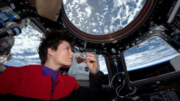 Приключения итальянцев на орбите, или Сказ о космическом кофе