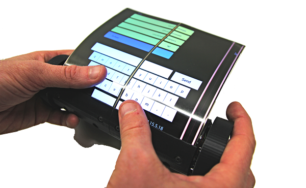 Канадские ученые сконструировали компактный планшет-свиток с гибким экраном