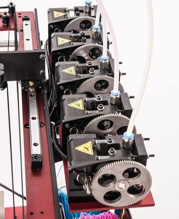 ORD Solutions принимает заказы на цветные микширующие 3D-принтеры RoVa4D