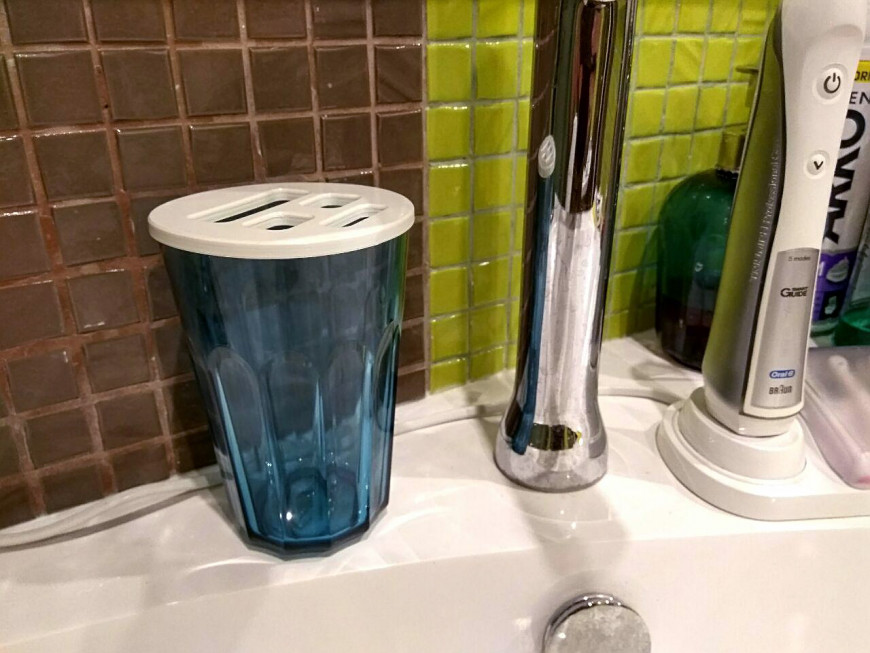 Крышка для стакана IKEA в ванную