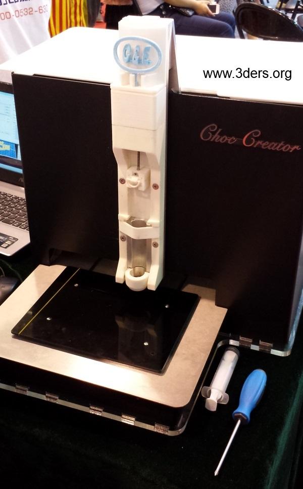 На рынке появилась новая версия первого в мире «шоколадного» 3D-принтера Choc Creator
