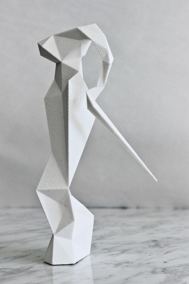 Для воплощения своих идей скульптор Харли Валентин использует 3D-принтер