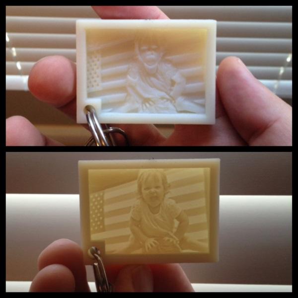 Print 3D For Me превратит вашу любимую фотографию в литофанический брелок для ключей