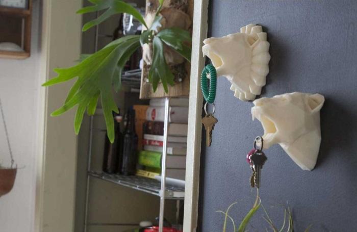 3D-печатные настенные крючки для ключей в виде головы льва и львицы