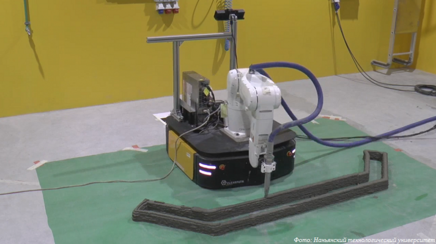 Сингапурский экспериментальный строительный 3D-принтер печатает на ходу
