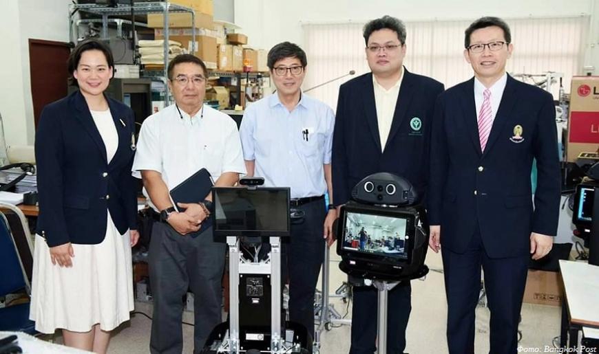 В Таиланде для ухода за инфицированными коронавирусом задействовали 3D-печатных роботов