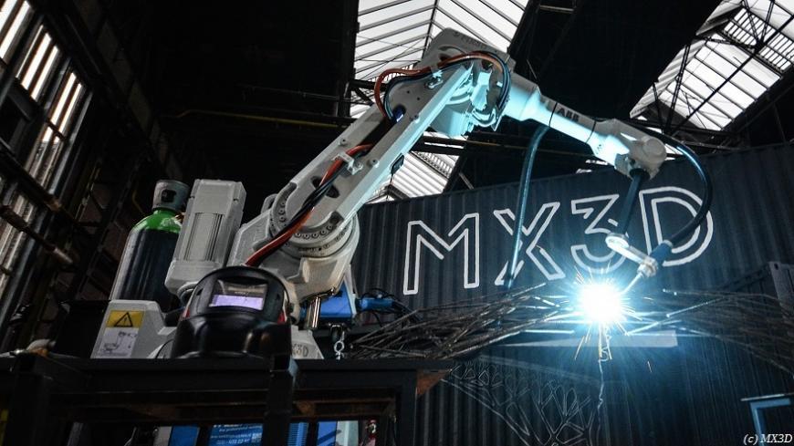 RoboRepRap: нидерландский промышленный робот напечатал себе новую руку