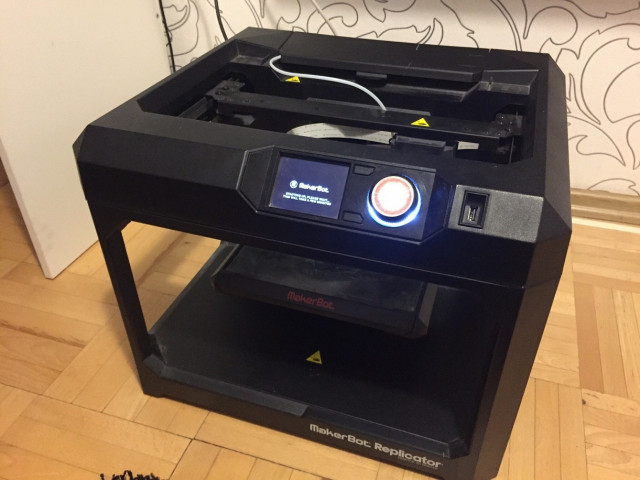 3D принтер Makerbot replicator 5 gen