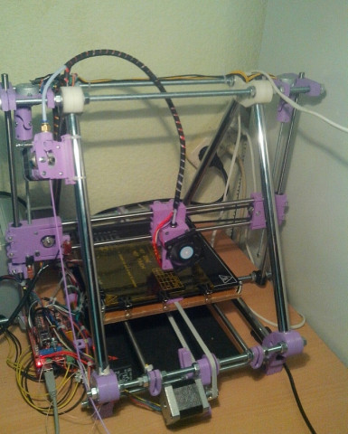 3d принтер RepRap Prusa + катушка пластика